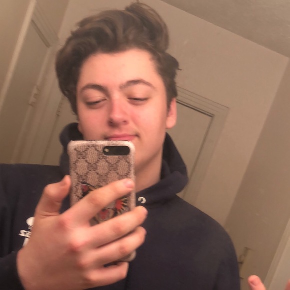 Meet your Posher, Dean - Picture 1 of 1